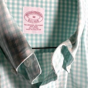 Brooks brothers dress shirt. Medium, sea foam color.